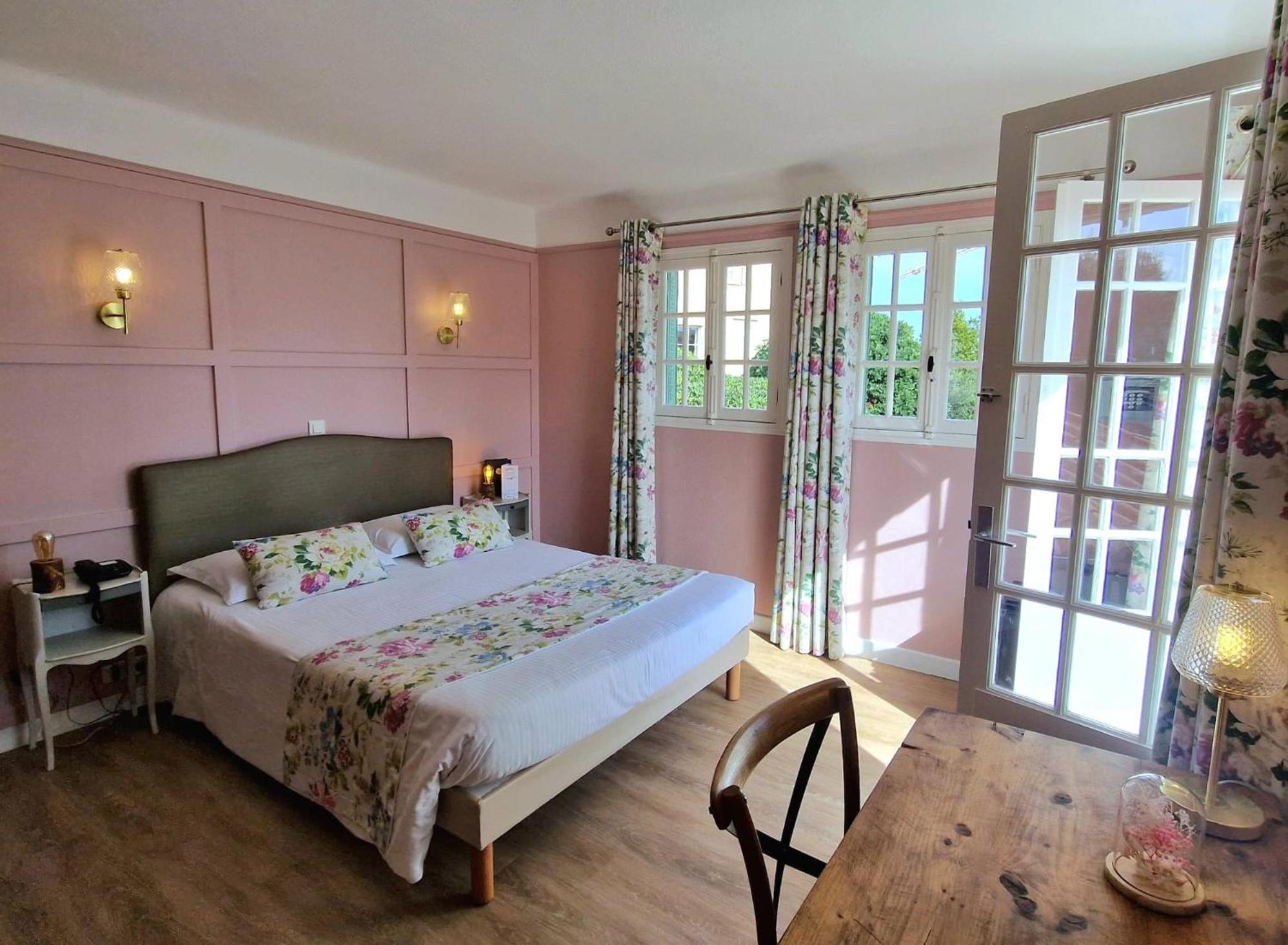 Mas Djoliba Otel Antibes Oda fotoğraf