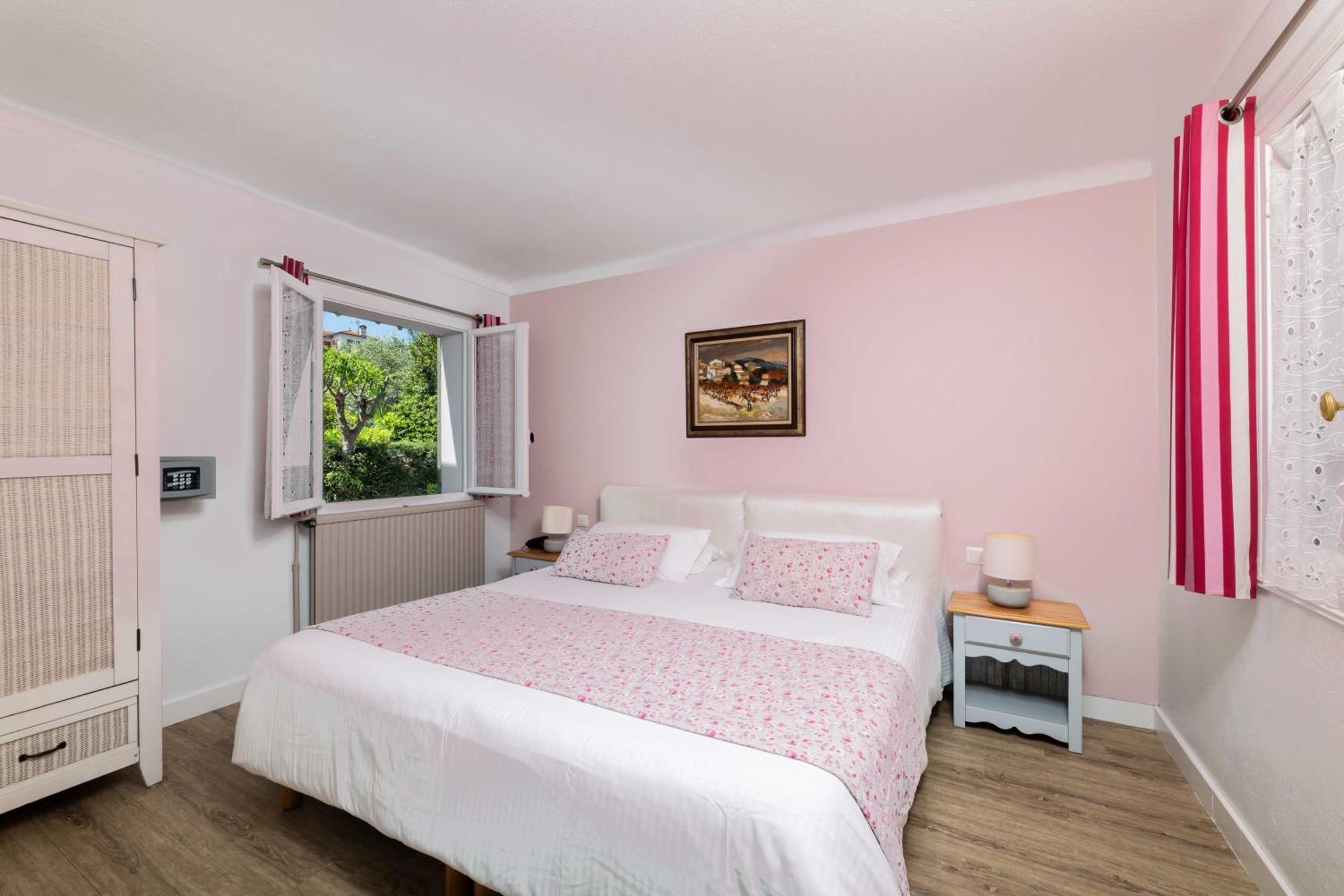 Mas Djoliba Otel Antibes Oda fotoğraf